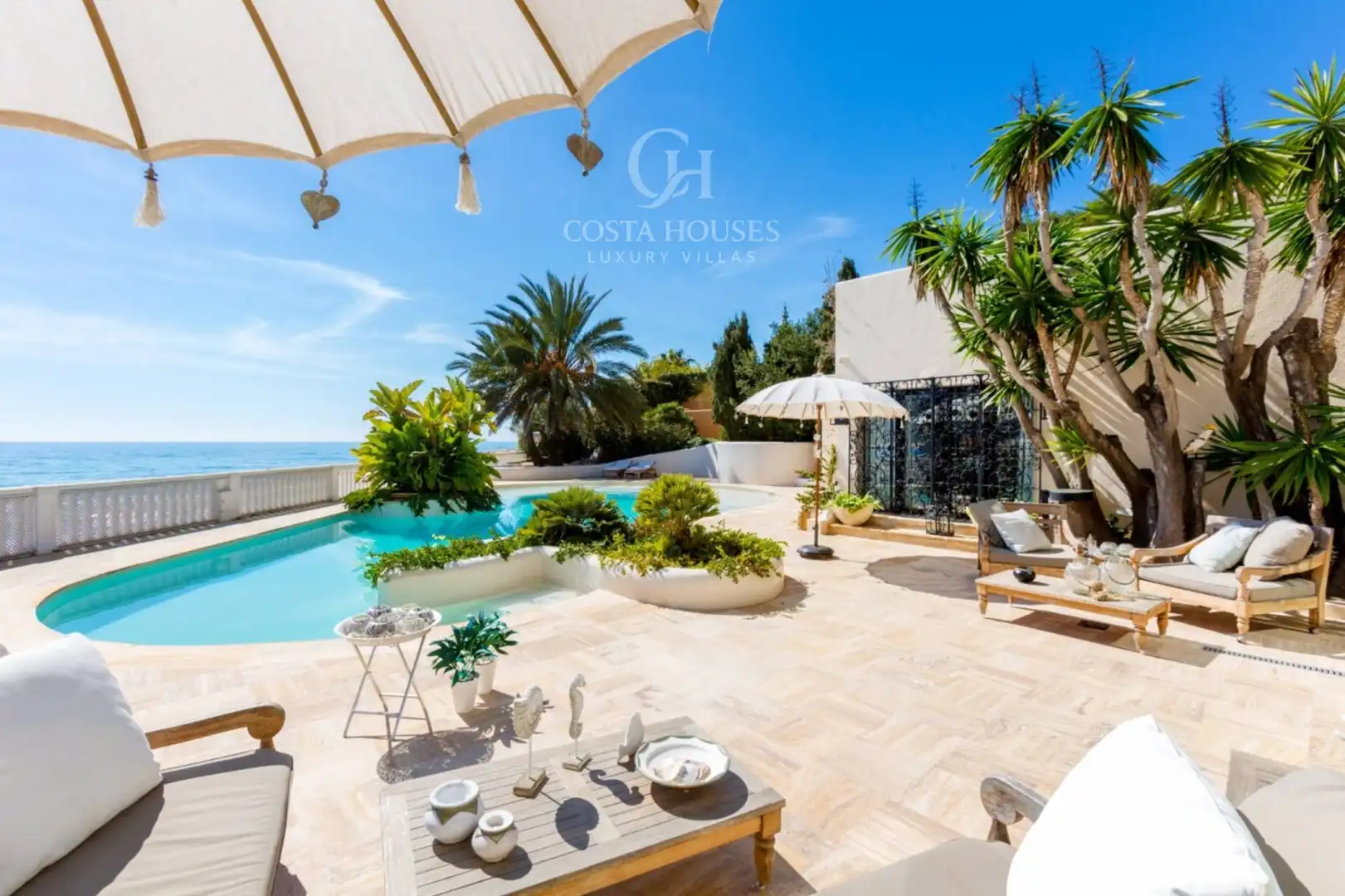 Detached house with pool for sale in Casco Urbano, imagen 4