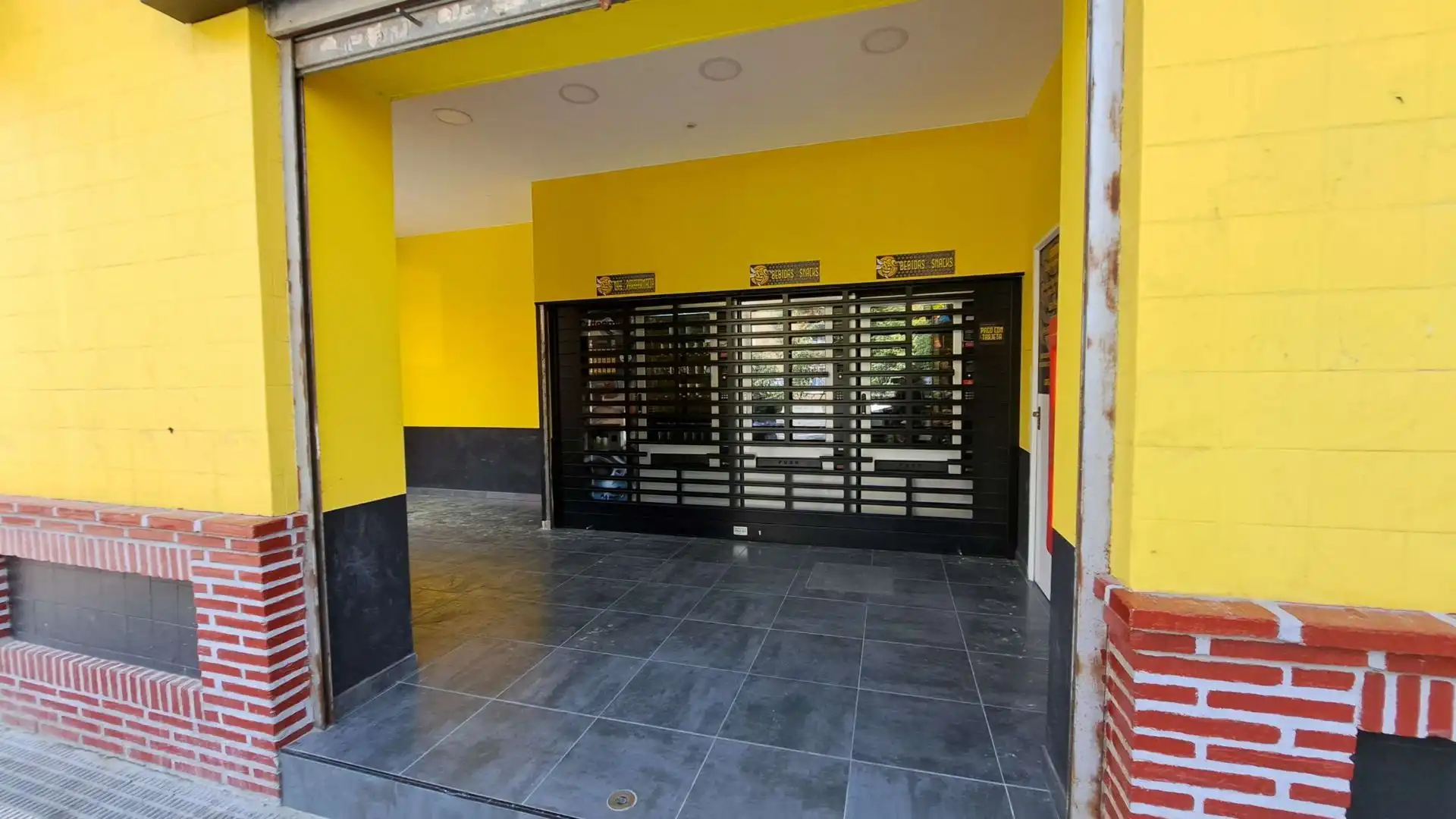 Geschaftsraum zur Miete in Zaragoza