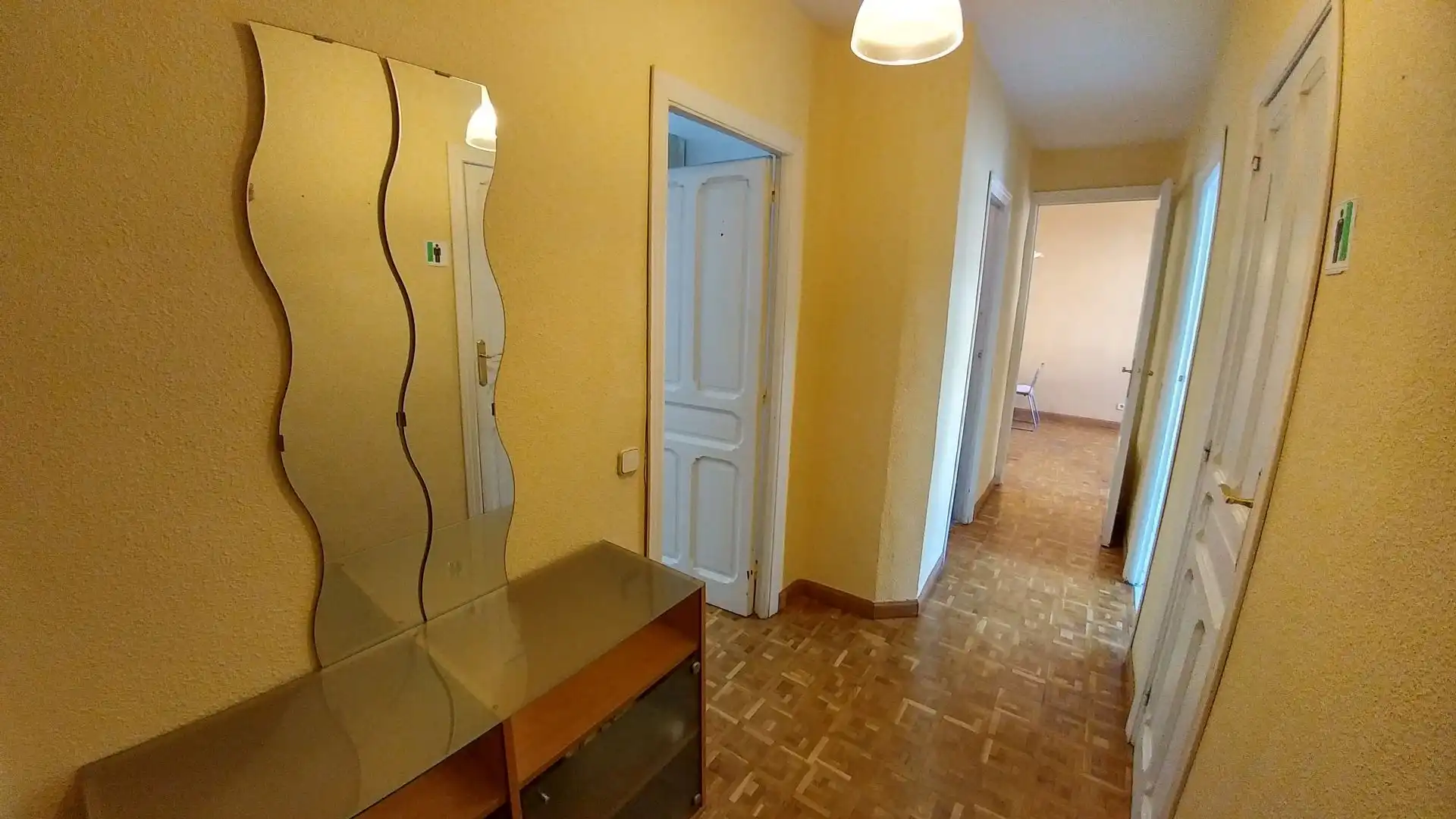 Flat for rent in Madrid  with Air Conditioner and Heating