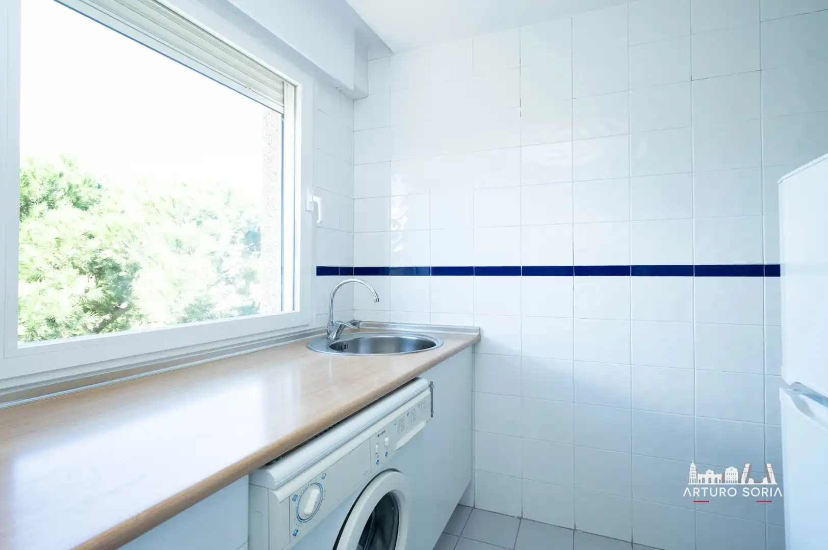 Cocina de Ático en venta en Madrid con Aire acondicionado, Terraza y Trastero