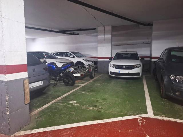 Garaje en Venta en CL DAOIZ I VELARDE en Roses - Castellbell