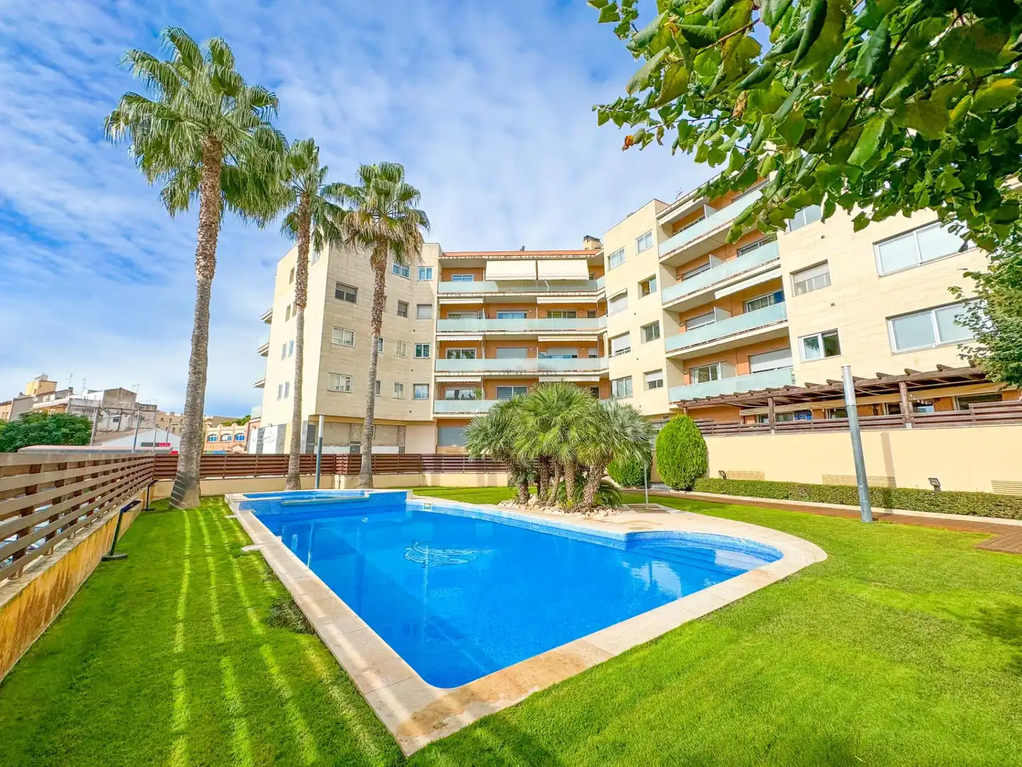 Piscina de Ático en venta en Valls con Aire acondicionado, Calefacción y Terraza