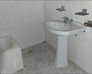 Bathroom of Single-family semi-detached for sale in Ribesalbes