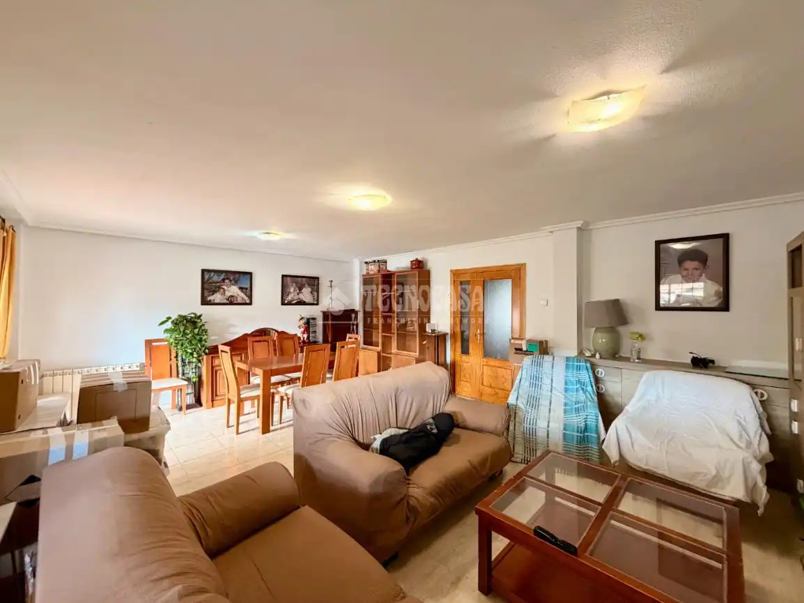 Casa adosada en venta en Villanueva de la Torre