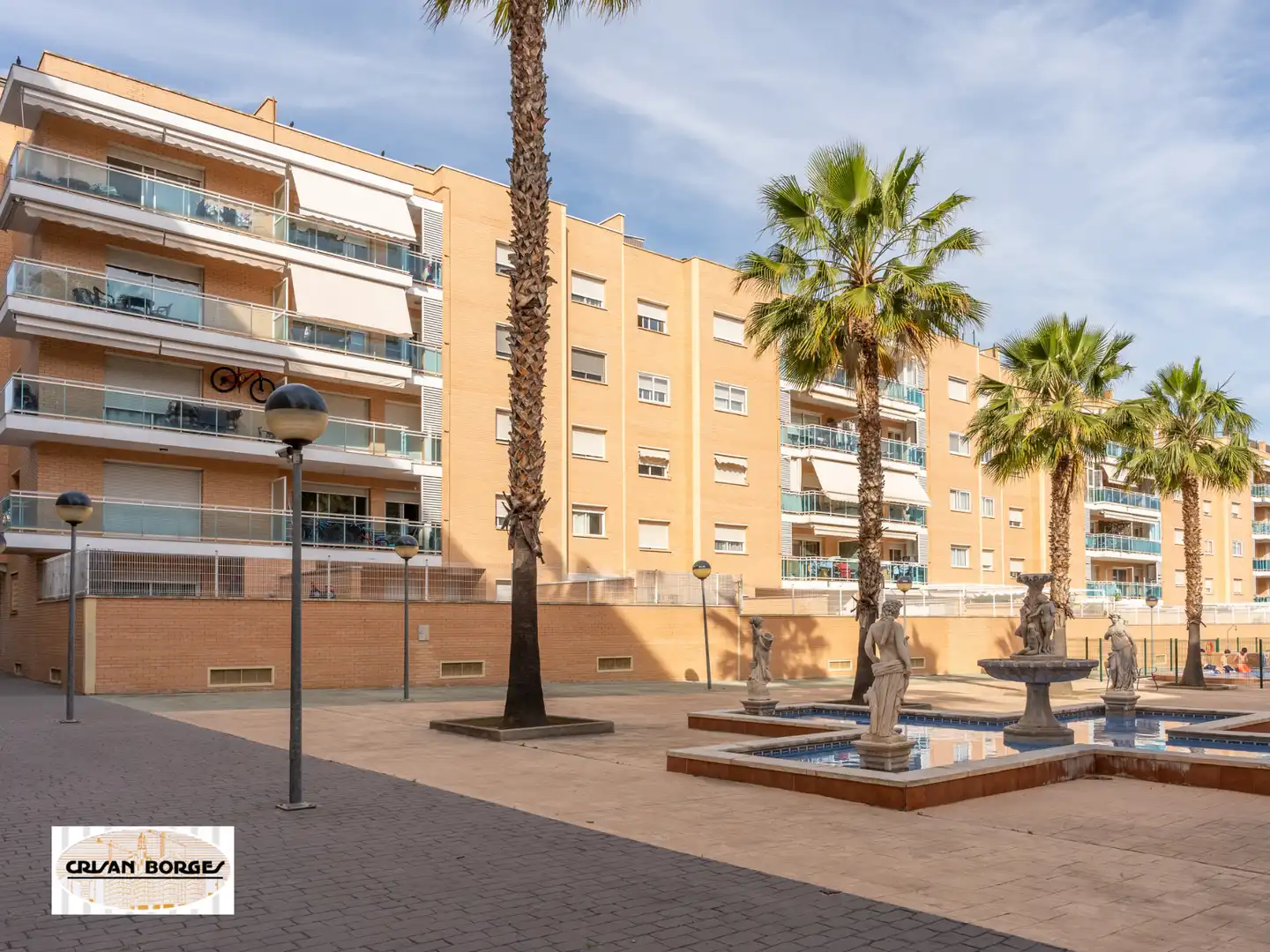 Vista exterior de Pis en venda en Reus amb Aire condicionat, Calefacció i Parquet
