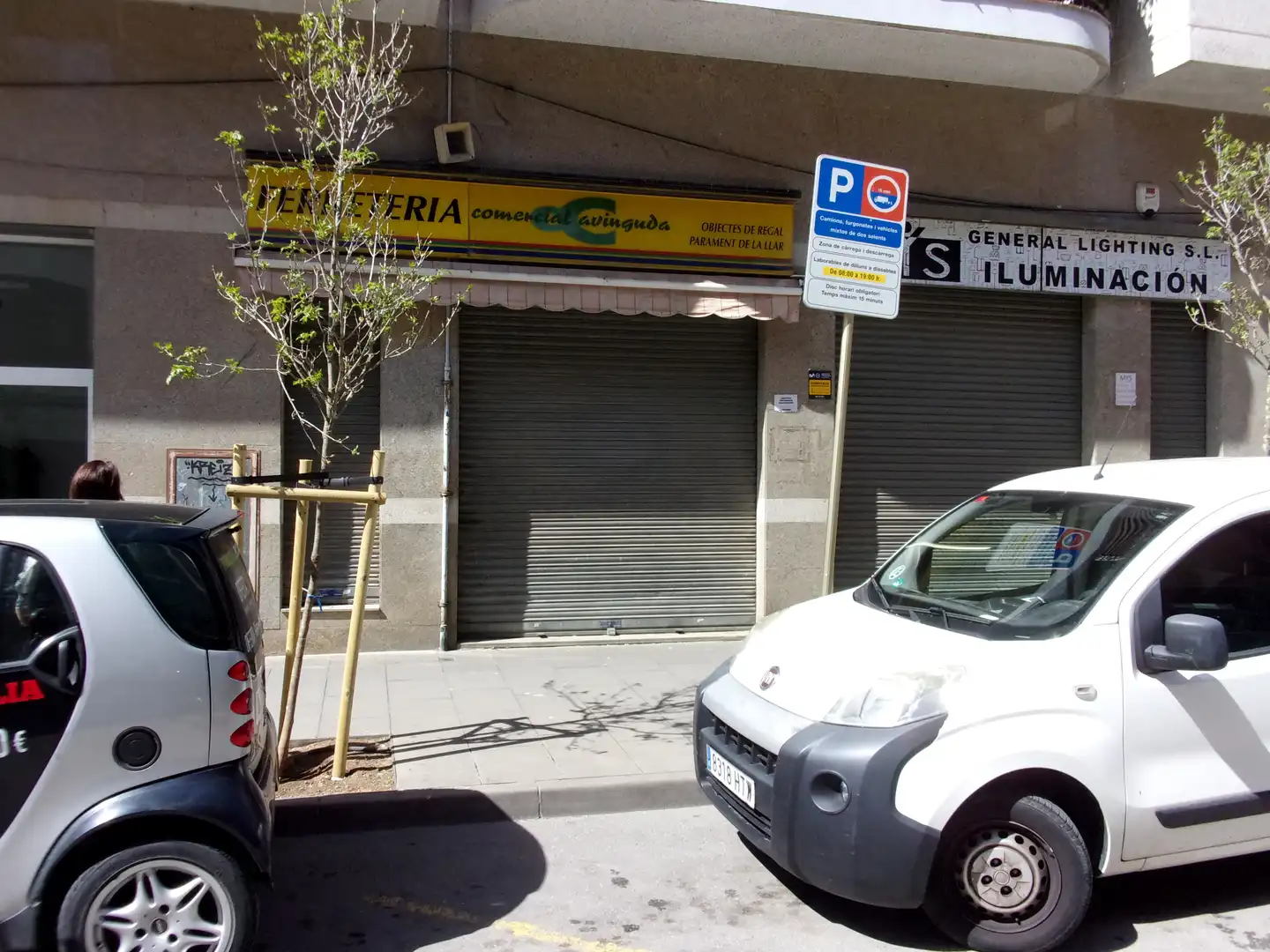Local comercial en venta en Avinguda del Mediterrani 39