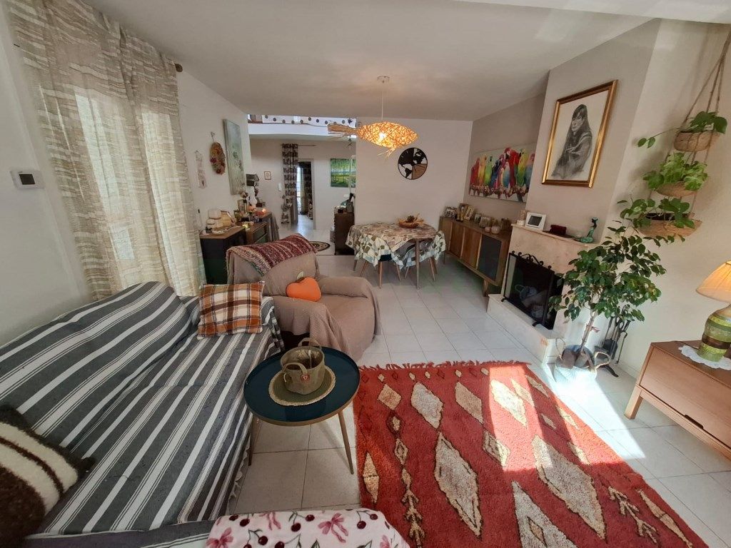 Sala d'estar de Dúplex en venda en Pineda de Mar