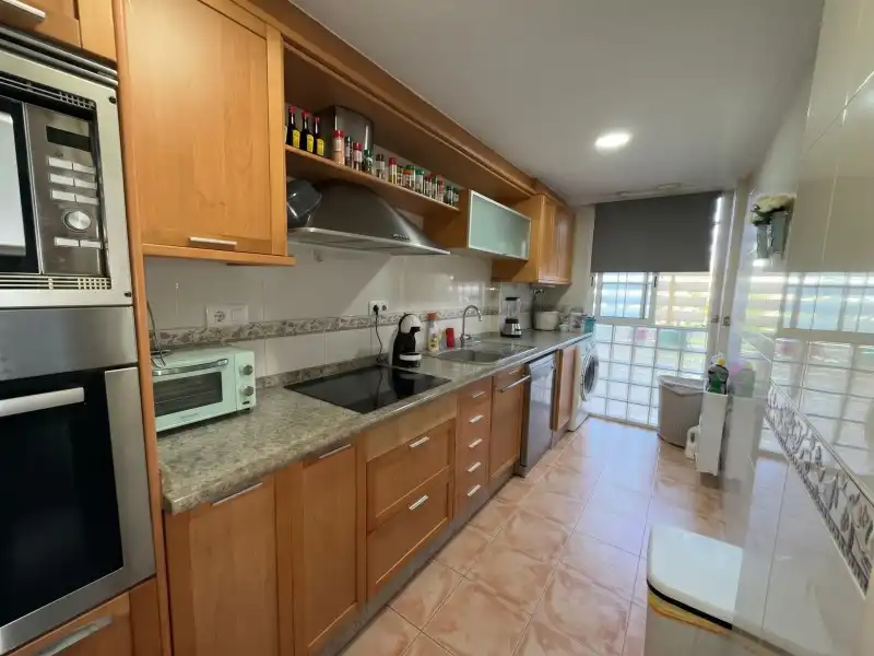 Cocina de Piso en venta en Valencia con Aire acondicionado y Balcón