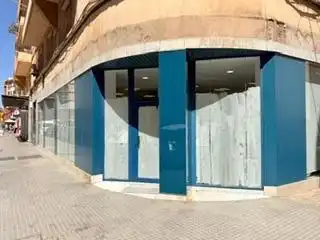 Locale commerciale in vendita a Centro