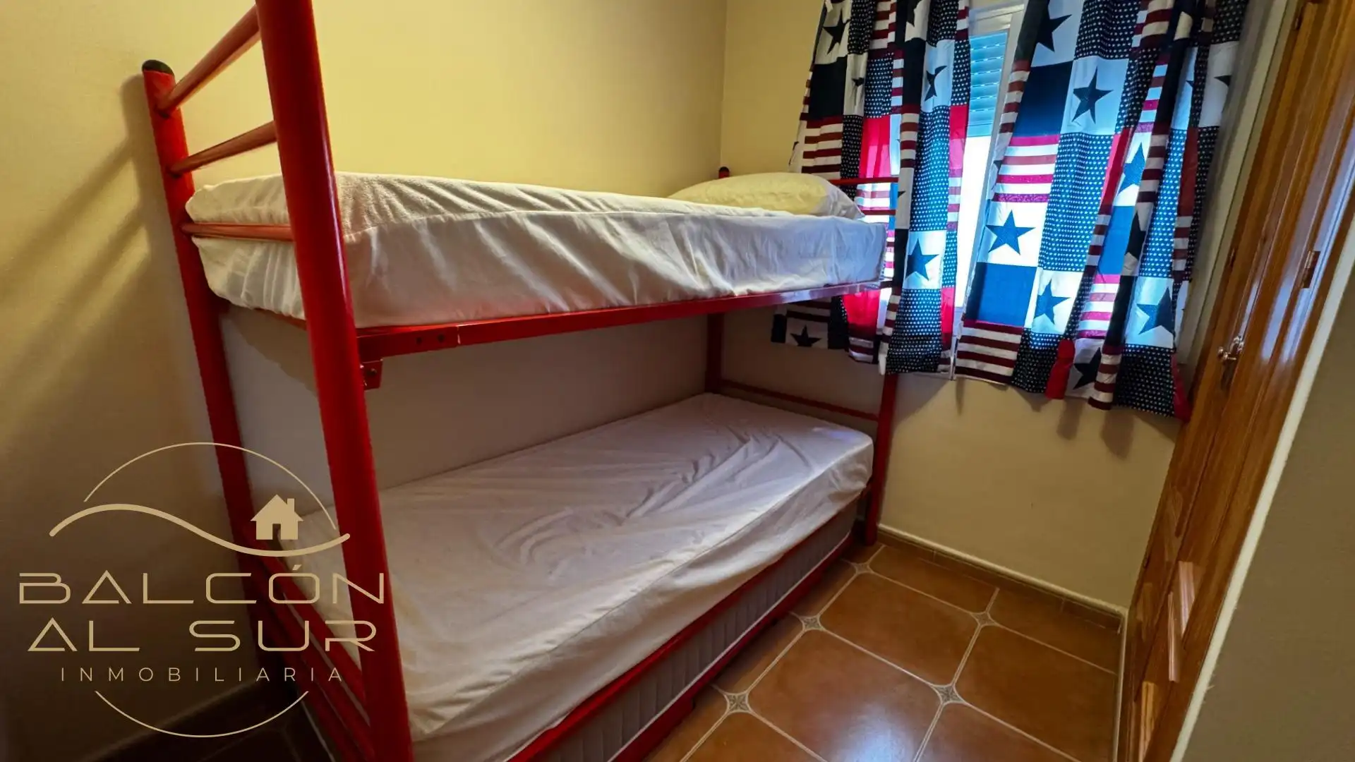Bedroom of Flat for sale in Rota  with Air Conditioner