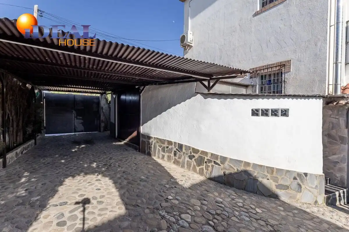Casa o xalet en venda a Gójar