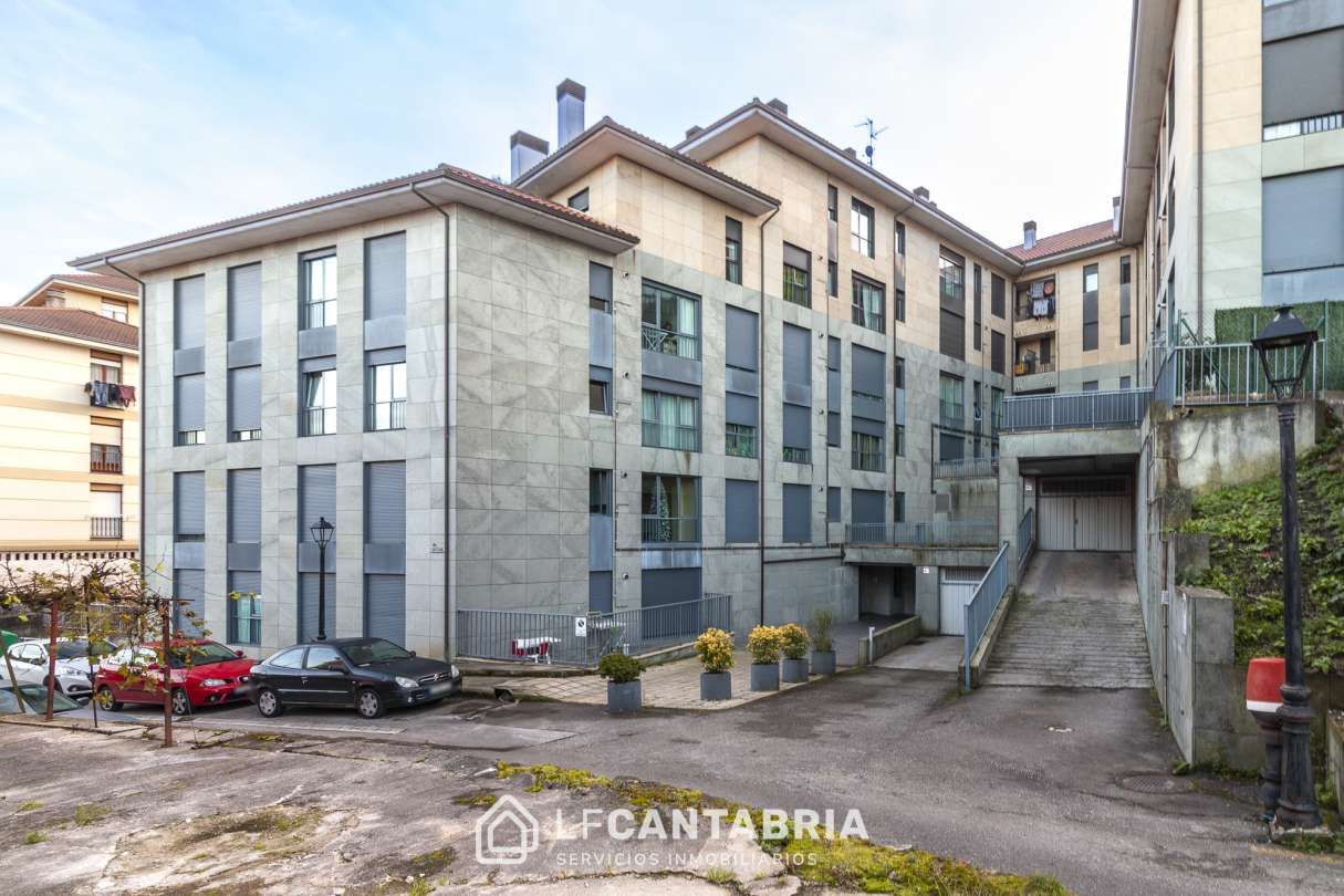 Exterior view of Flat for sale in Liérganes  with Heating, Terrace and Storage room