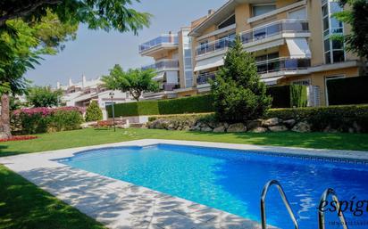 Piscina de Pis en venda en Castell-Platja d'Aro amb Aire condicionat, Calefacció i Terrassa