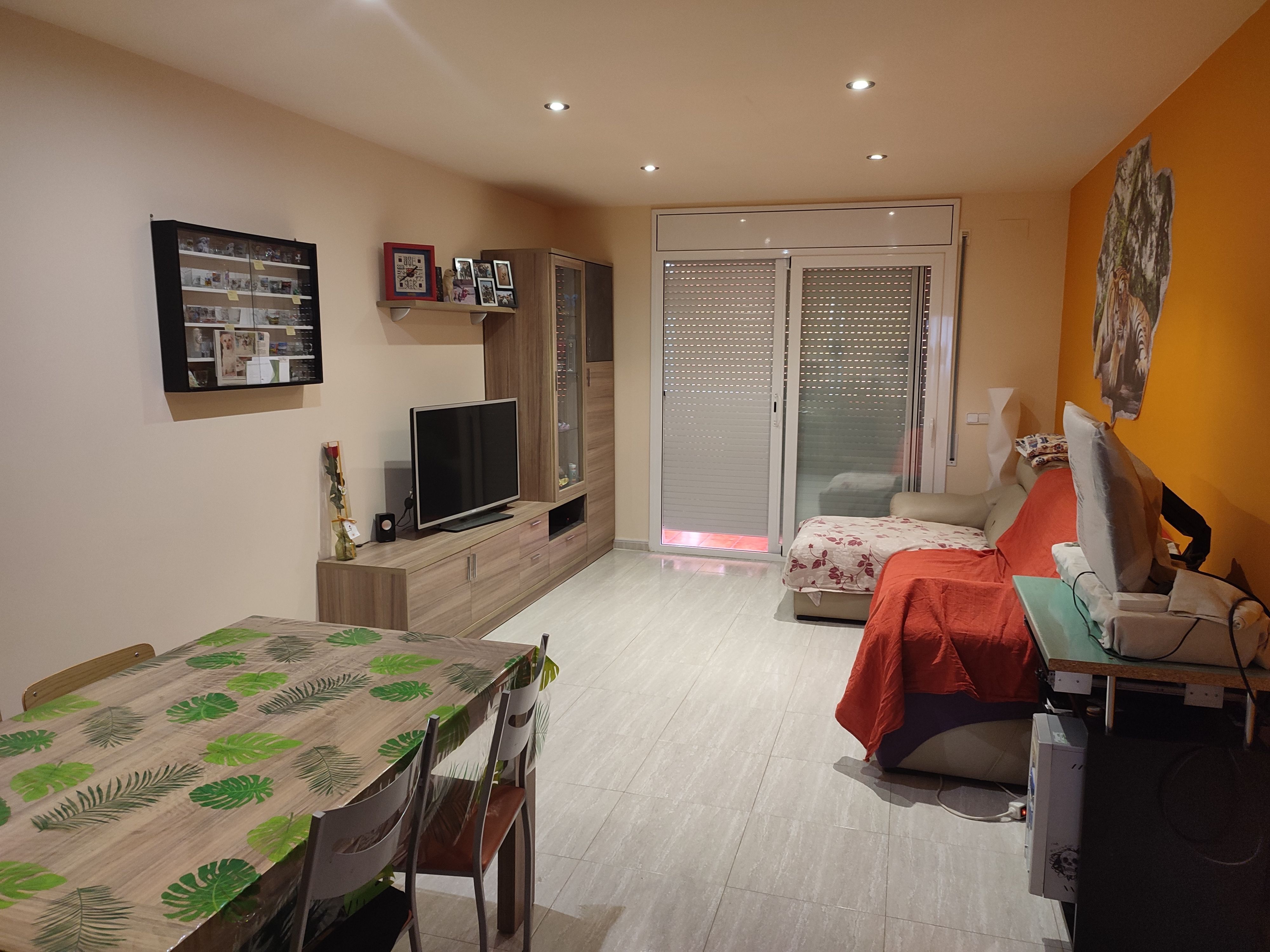 Living room of Single-family semi-detached for sale in Golmés  with Air Conditioner, Heating and Private garden