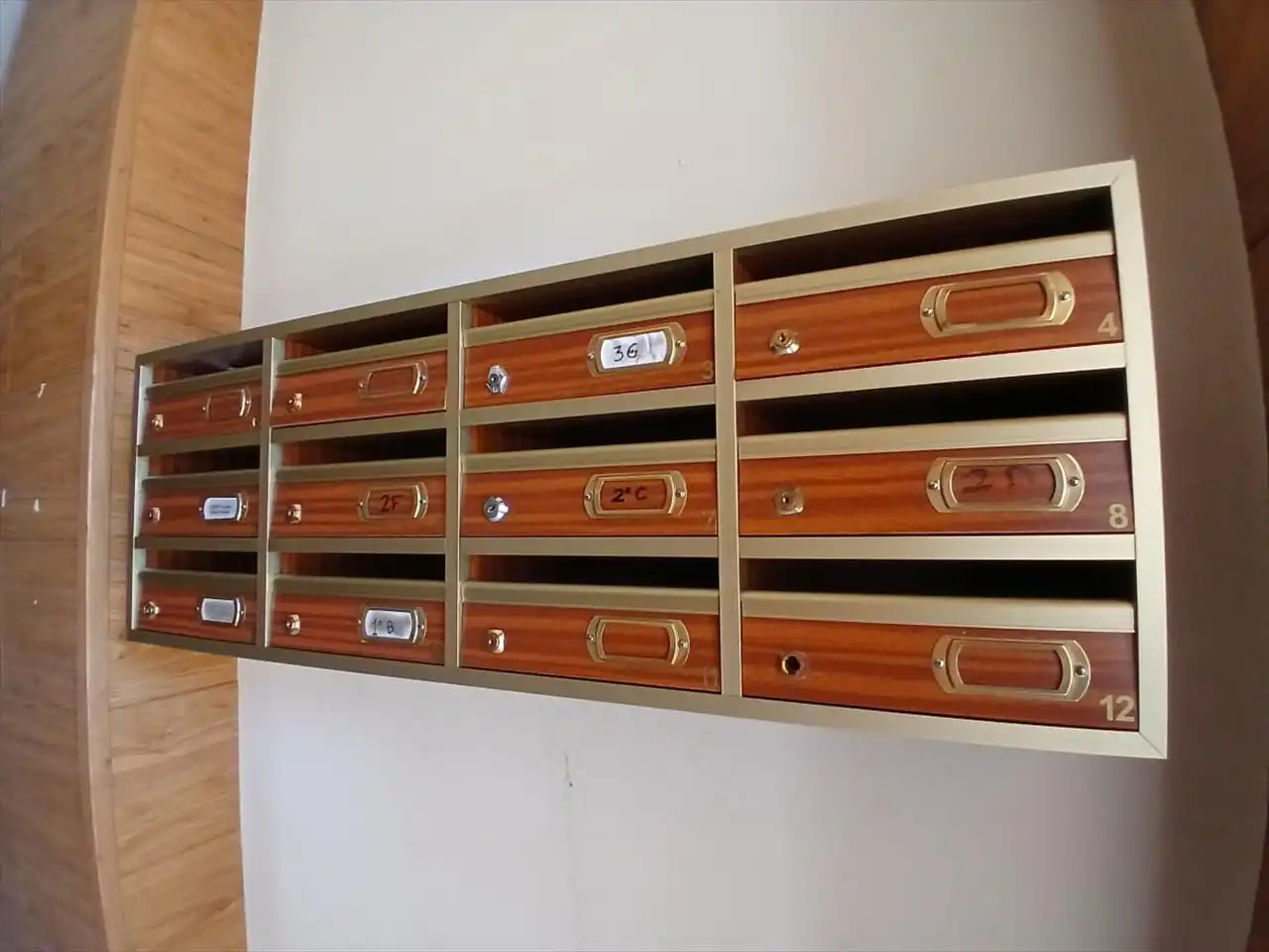 Pis en venda en León Capital  amb Parquet