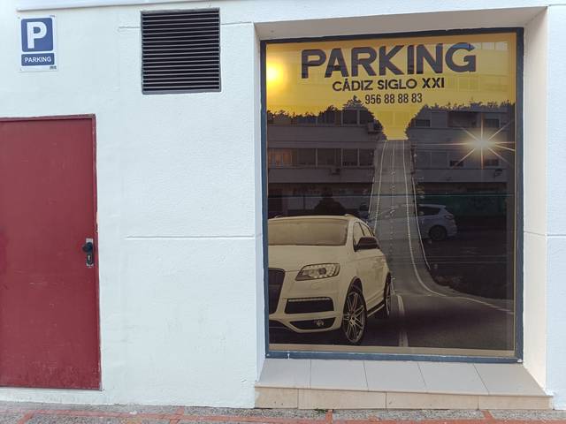 Garaje en Alquiler en Avenida de Pery Junquera, 25 en Hornos Púnicos