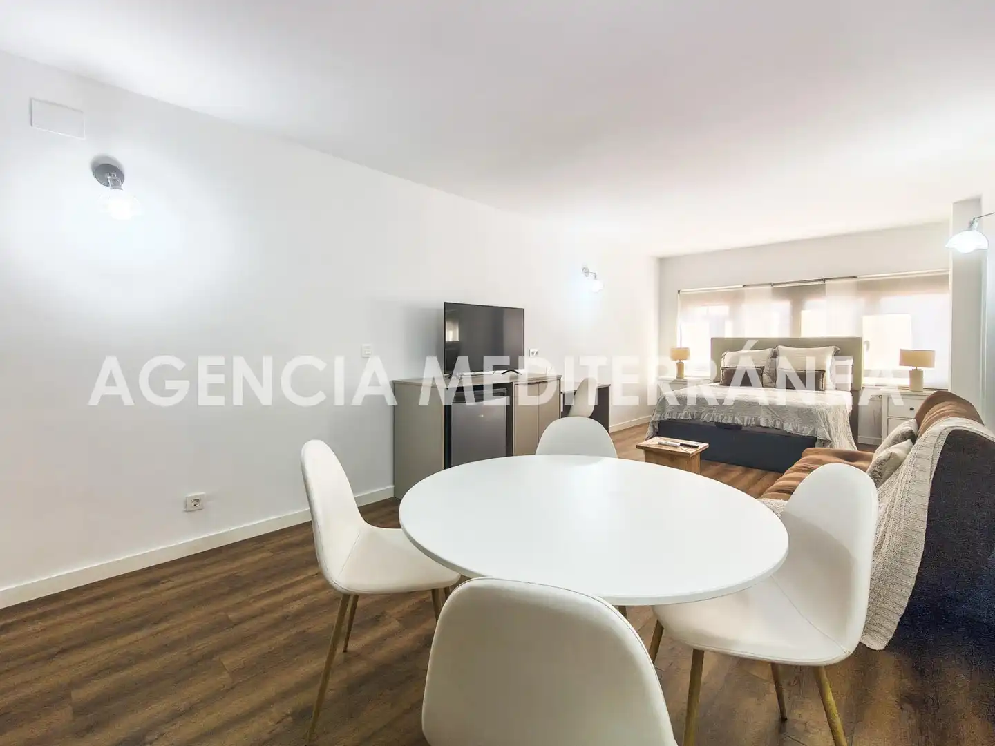 Dormitori de Apartament en venda en Ciutat Vella 