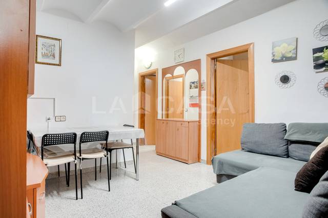 Piso en Venta en Calle PUBILLA CASES, DE LA en Pubilla Cases