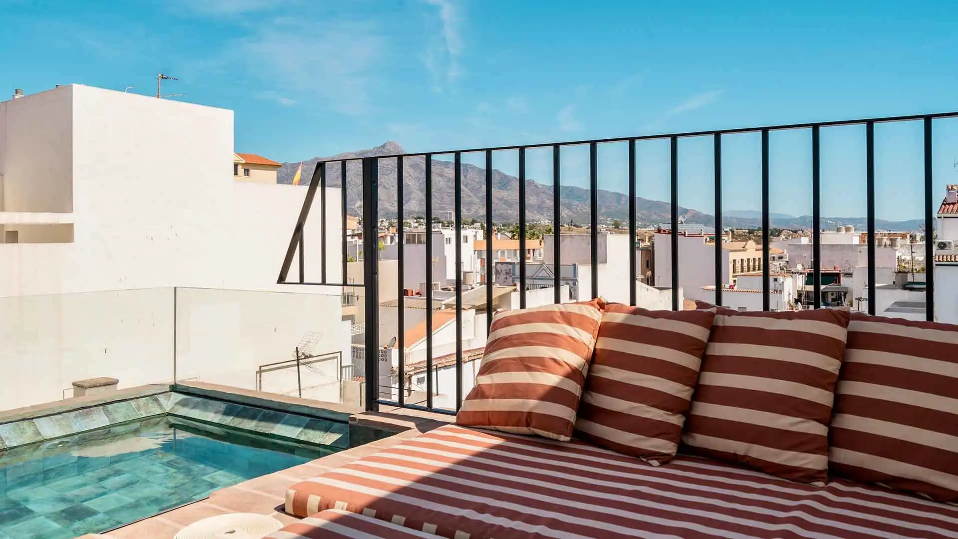 Adossat amb piscina en venda a San Pedro de Alcántara, imagen 18