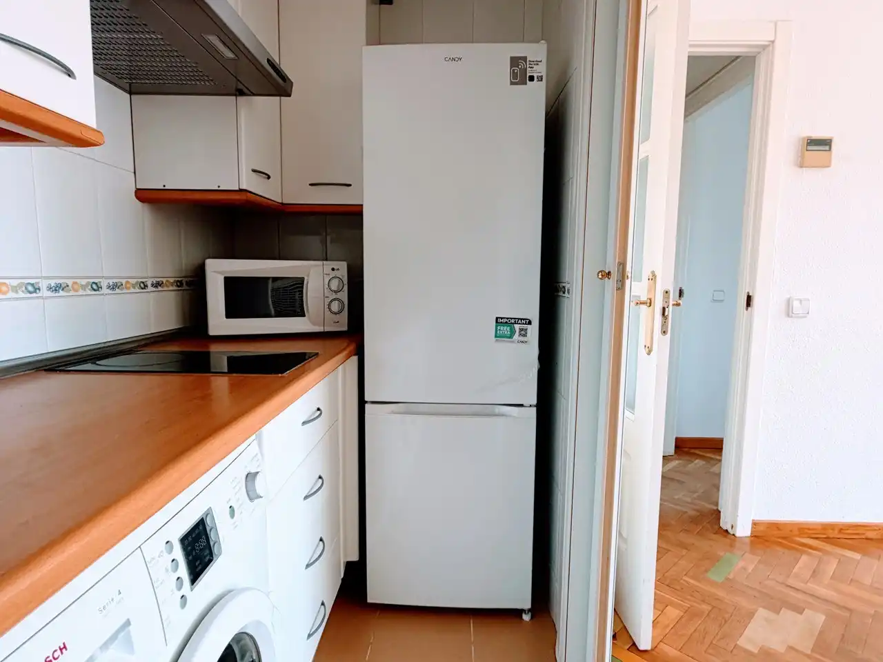 Cocina de Piso de alquiler en Madrid con Amueblado