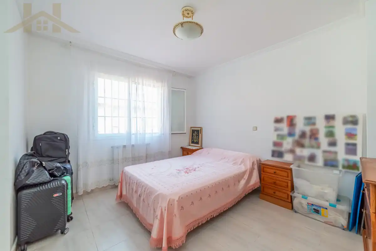 Habitación de Casa adosada en venta en Seseña con Calefacción