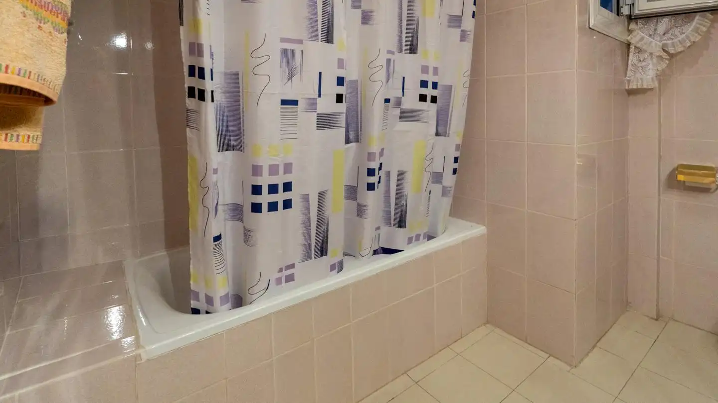 Baño de Casa adosada en venta en Santa Pola con Terraza, Piscina y Amueblado
