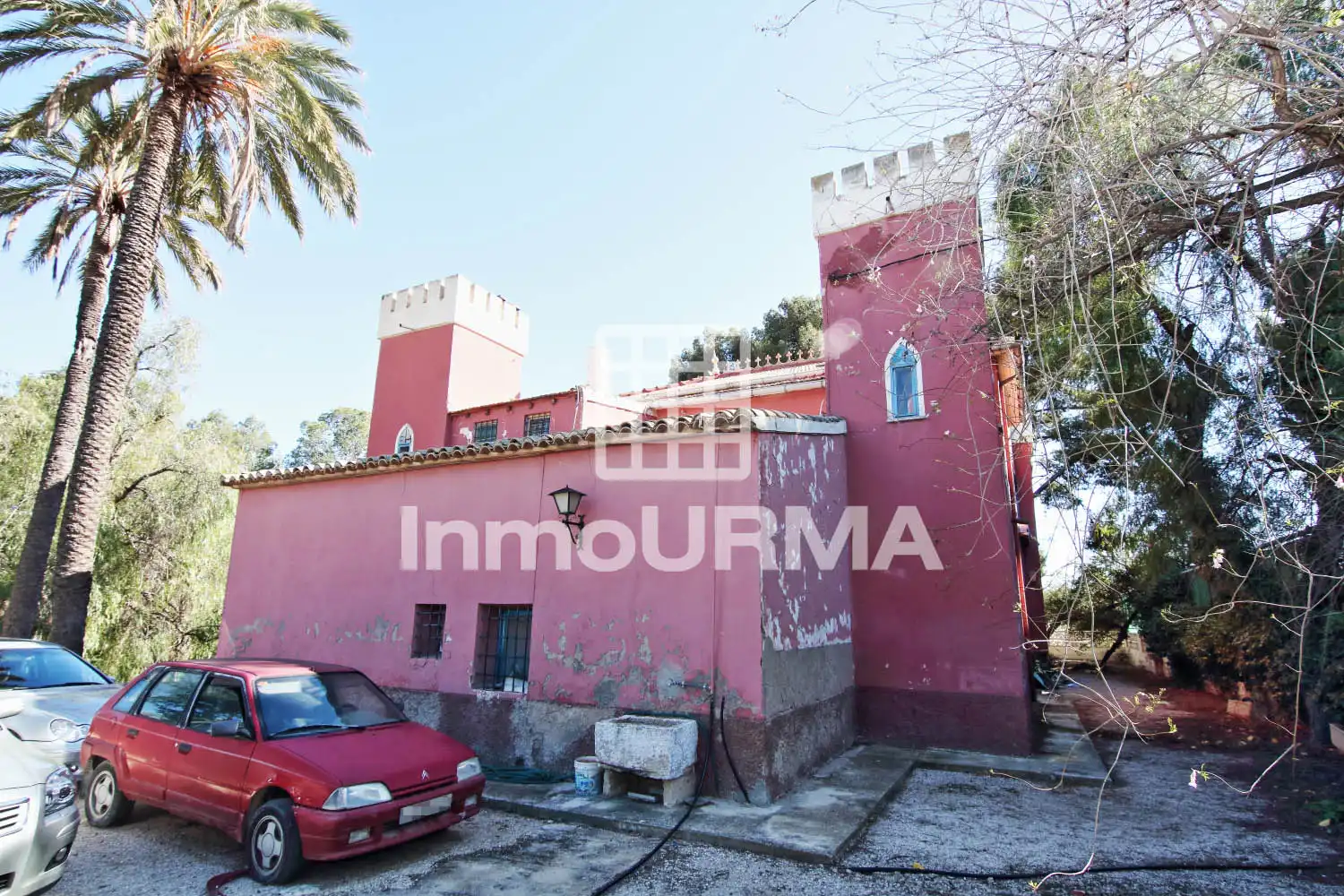 Vista exterior de Casa o xalet en venda en Elda amb Jardí privat