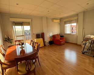 Living room of Flat for sale in  Murcia Capital  with Air Conditioner, Parquet flooring and Furnished