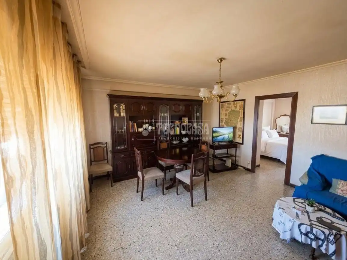 Sala de estar de Piso en venta en Zaragoza con Balcón