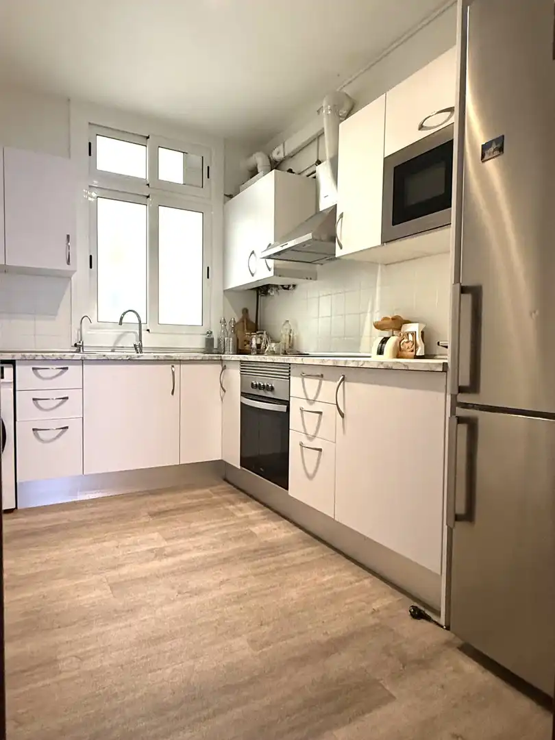 Cocina de Piso en venta en Sant Boi de Llobregat con Calefacción, Trastero y Balcón