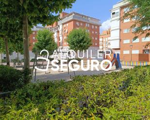 Vista exterior de Pis de lloguer en  Madrid Capital amb Aire condicionat i Calefacció