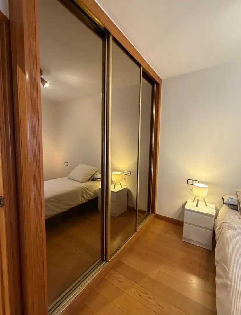 Piso de alquiler en Milán - Pumarín