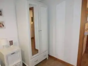 Schlafzimmer von Wohnung zur Miete in Gijón  mit Parkett, Möbliert und Waschmaschine