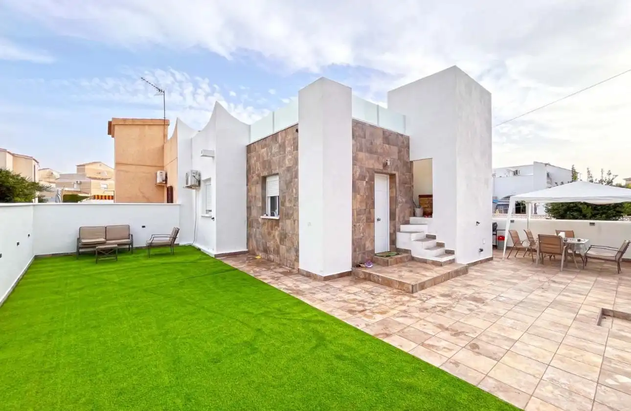 Villa con giardino in vendita a Orihuela Costa, imagen 2