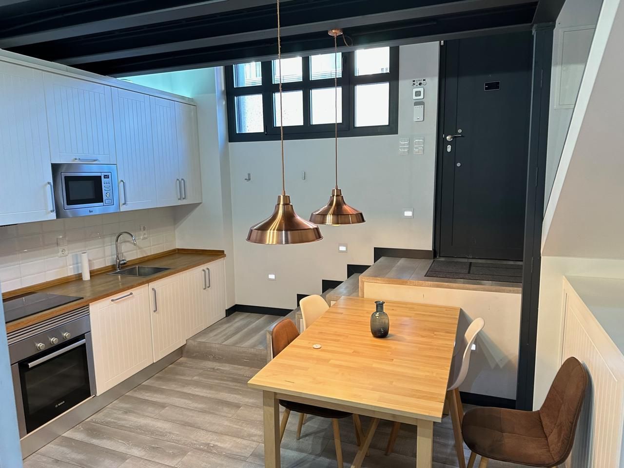 Kitchen of Planta baja to rent in  Madrid Capital  with Air Conditioner and Furnished