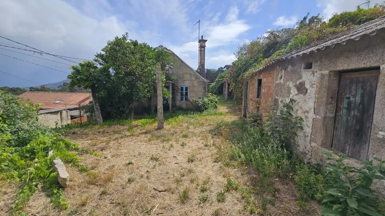 Casa o xalet en venda en O Porriño   amb Calefacció, Jardí privat i Traster