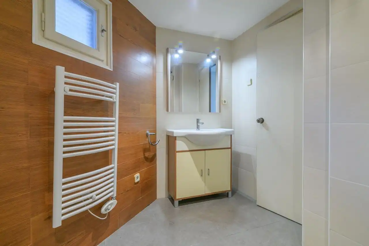 Office space with lift for sale in Passeig de la República, imagen 10