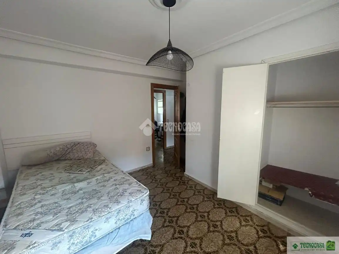 Habitación de Piso en venta en Ciudad Real con Calefacción y Terraza