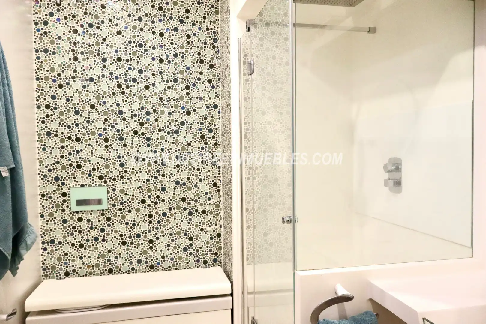 Bathroom of Flat for rent in Valencia  with Air Conditioner, Heating and Parquet flooring