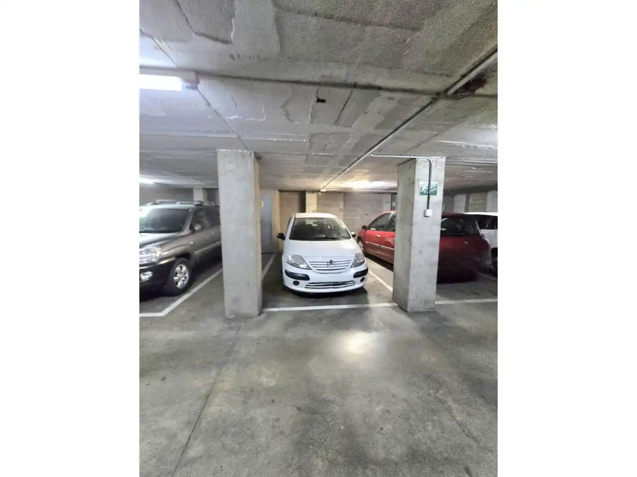 Parking de Piso en venta en Salt con Calefacción, Terraza y Trastero