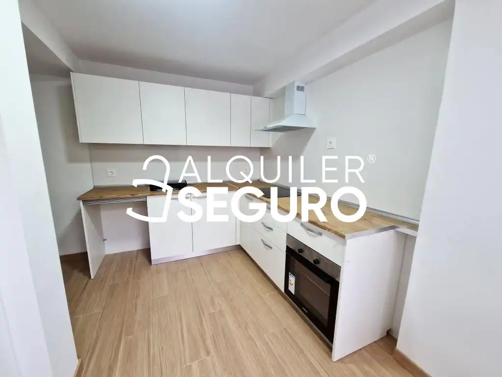 Cuina de Pis de lloguer en Móstoles amb Calefacció