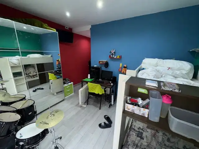 Dormitori de Casa adosada en venda en Anglès amb Calefacció, Jardí privat i Terrassa