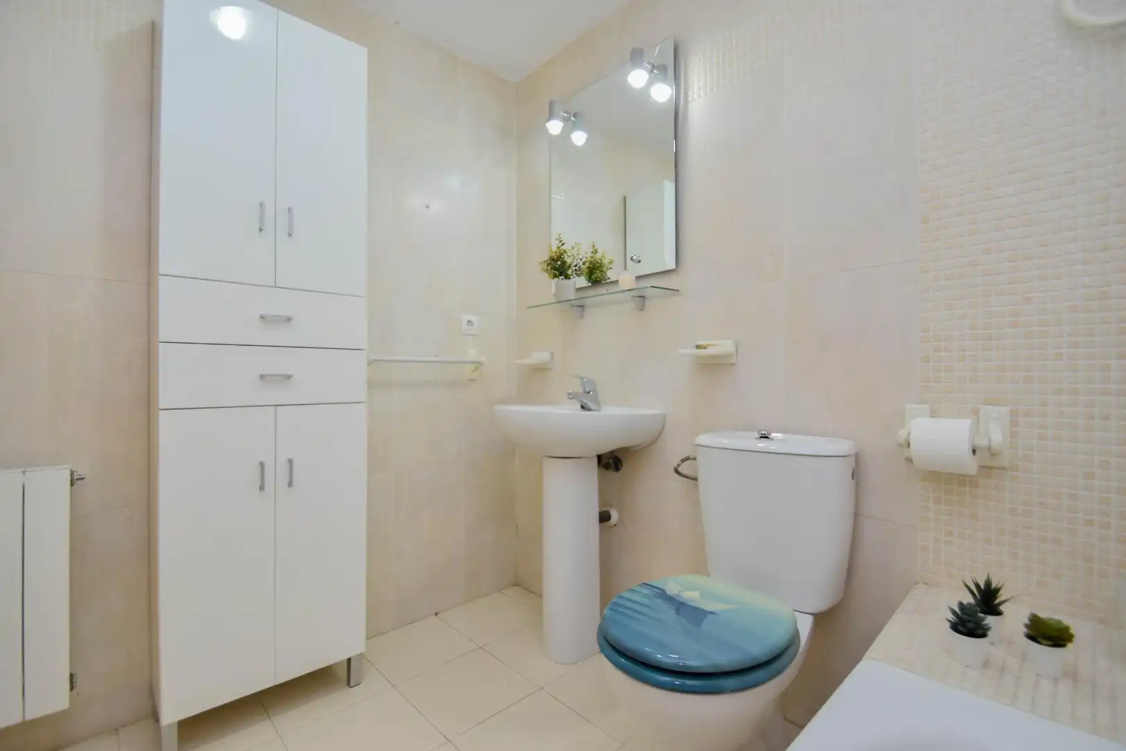 Baño de Piso en venta en Atarfe con Aire acondicionado, Calefacción y Trastero
