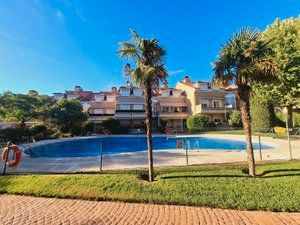 Exterior view of Flat to rent in Villaviciosa de Odón  with Heating, Terrace and Oven