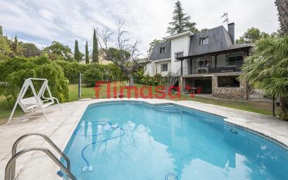 Jardí de Casa o xalet en venda en Villaviciosa de Odón amb Piscina