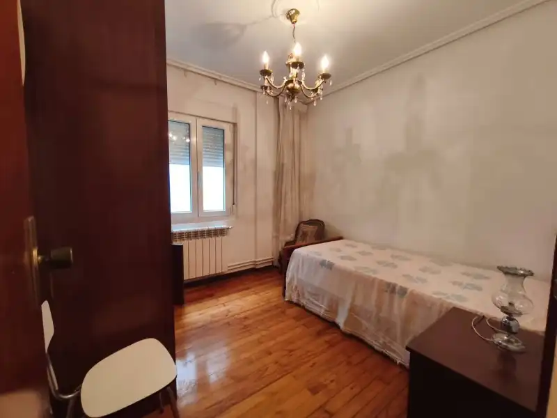 Habitación de Piso en venta en Santander con Calefacción, Jardín privado y Parquet