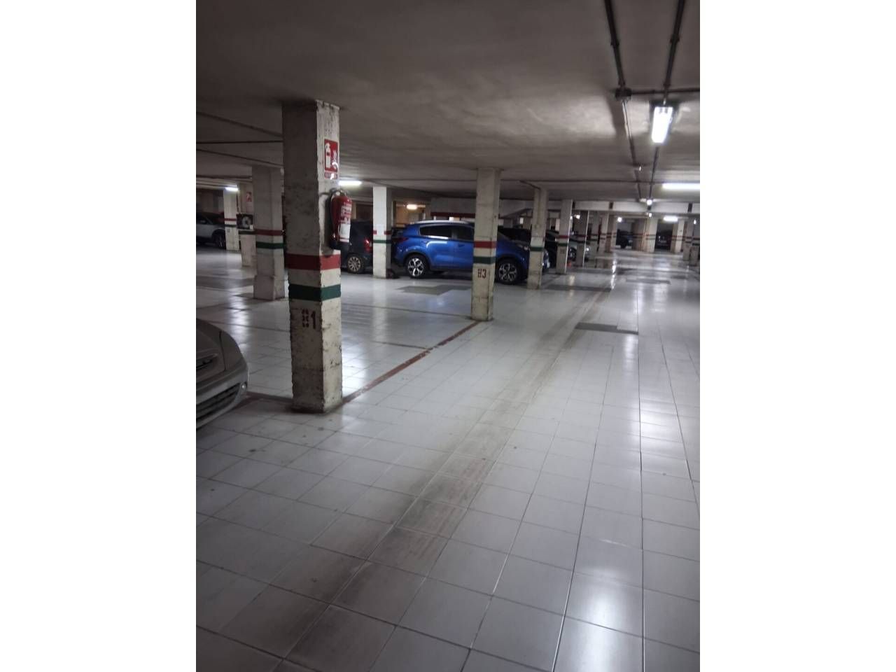 Garage to rent in Calle Santiago Rusiñol, 5, Cementiri Vell, Centre