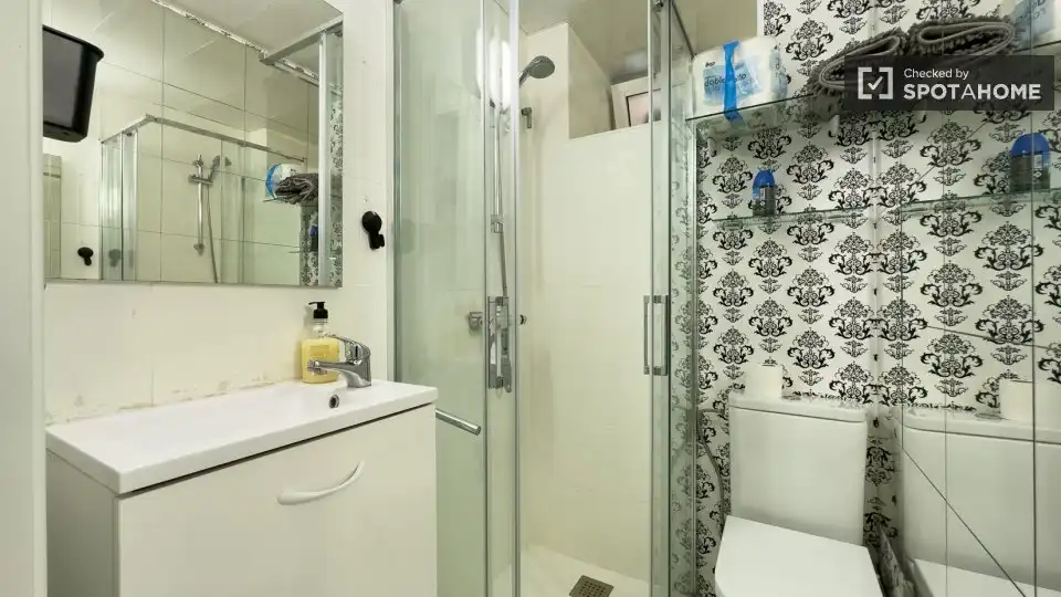 Room in La Barceloneta