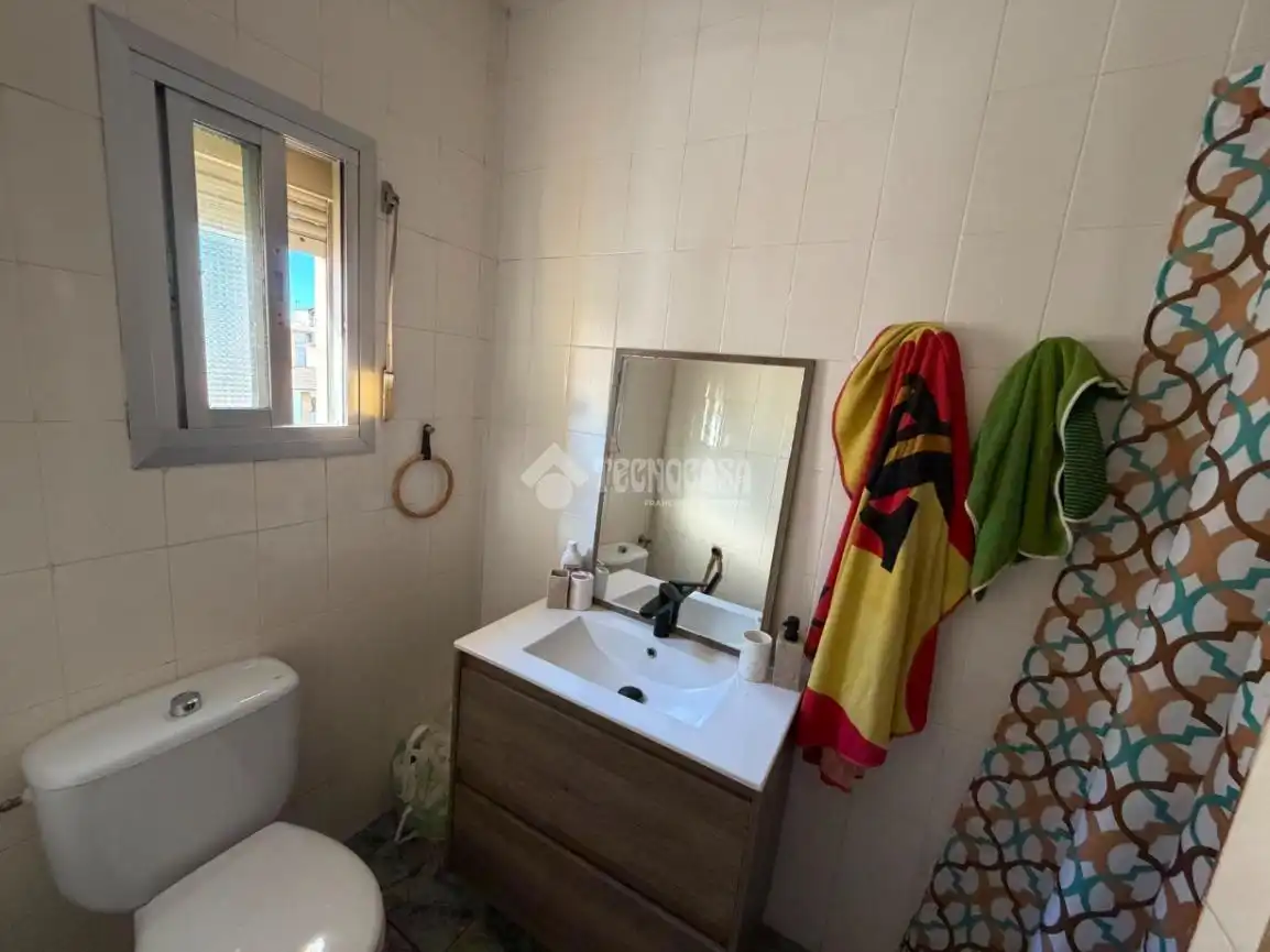 Habitación de Piso en venta en Jaén