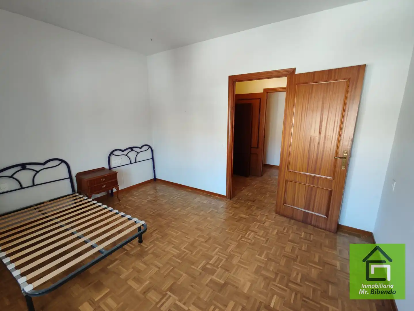 Dormitori de Pis en venda en Coreses amb Calefacció, Jardí privat i Parquet